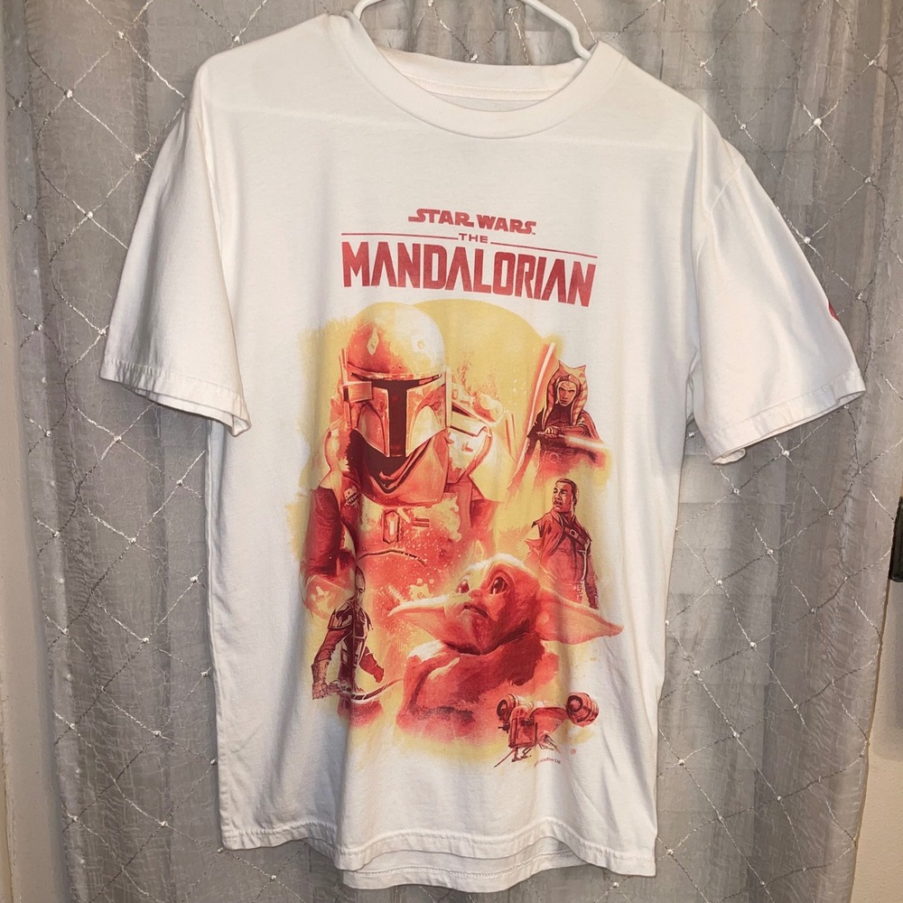 Hollister Star Wars The Mandalorian Graphic Tee Men's Medium White Grogu